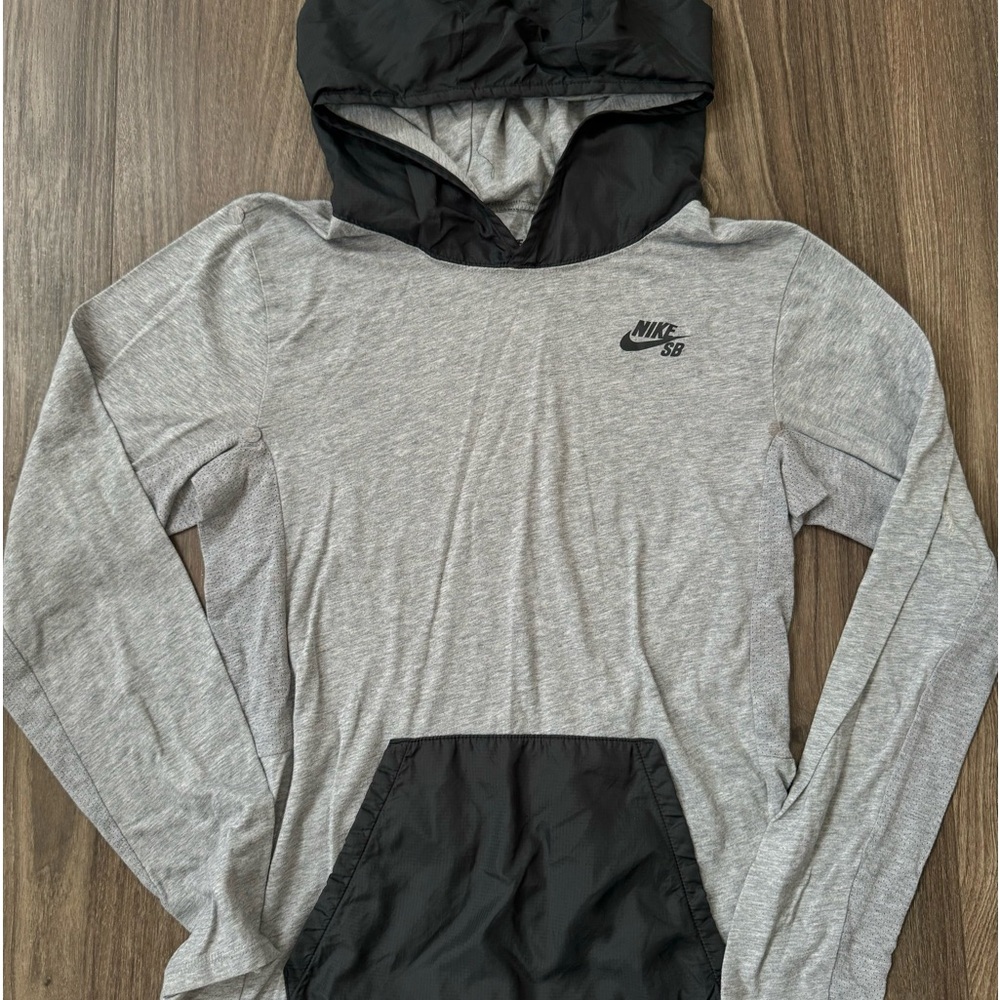 Nike SB hooded long sleeve in men